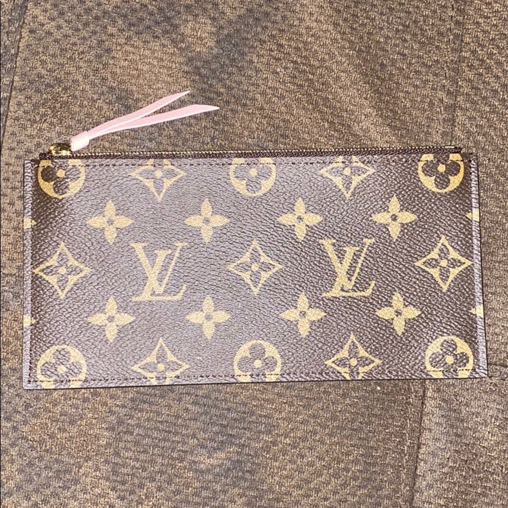 Louis Vuitton Félicie Monogram Zippy Insert